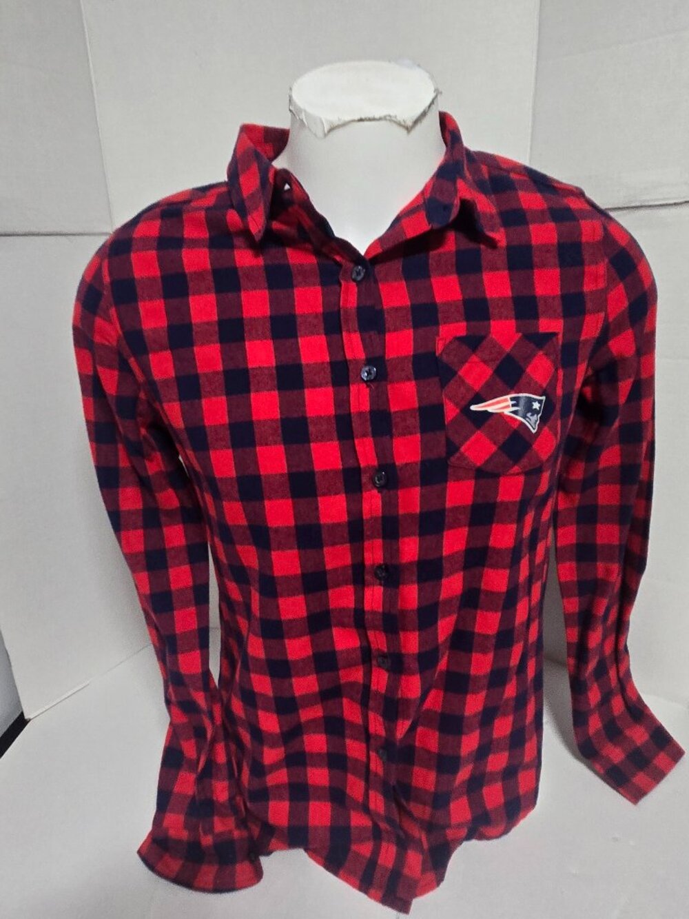 🏈 New England Patriots NFL Women’s Juniors L Buffalo Plaid Flannel Shirt